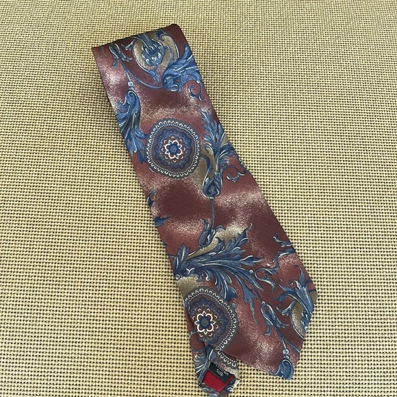 Vintage HALSTON Men's Print Tie - Picture 1 of 4